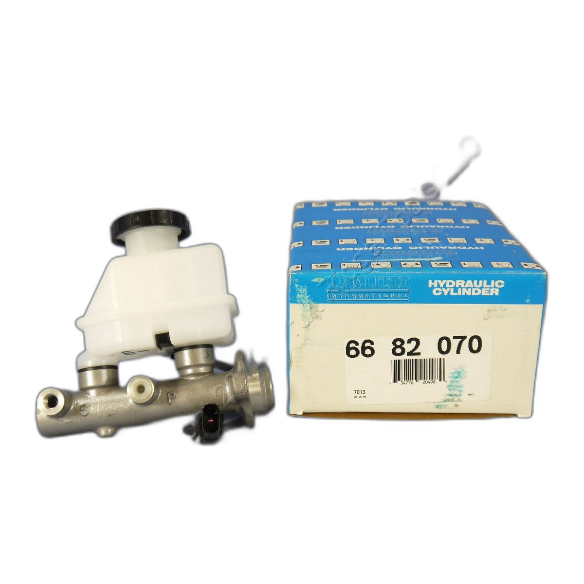 Qualitee 6682070 Brake Master Cylinder